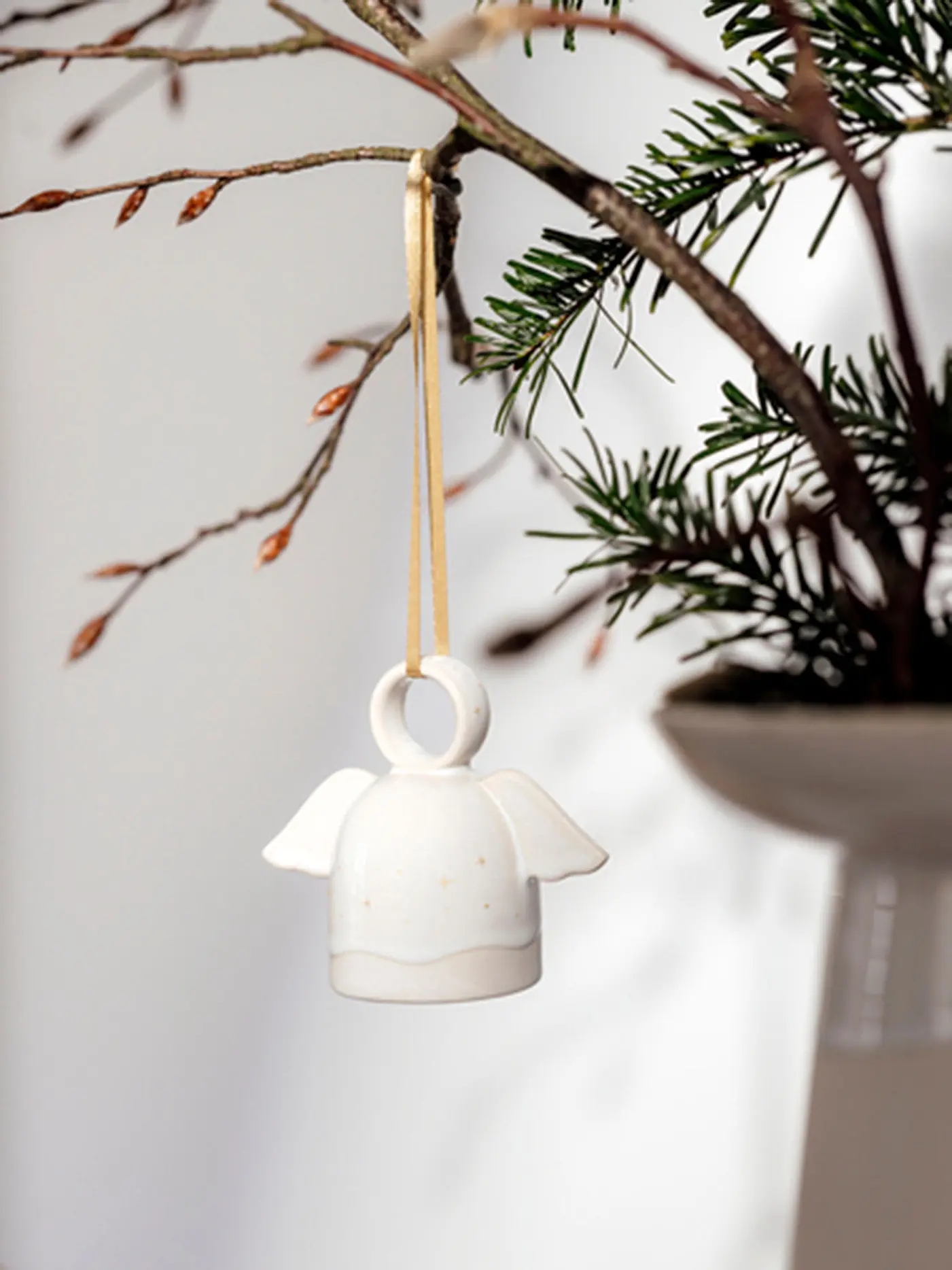 LIKE BY VILLEROY & BOCH | Ornament Baum WINTER GLOW 6x6x8cm | weiss